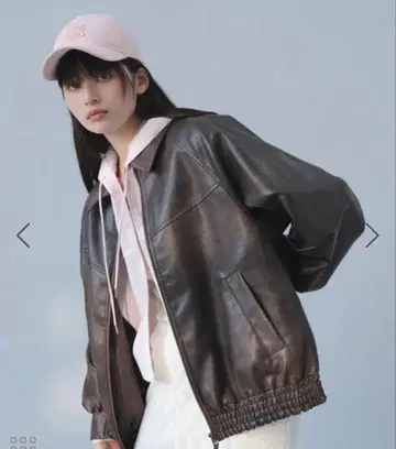 [ VIS ]  인조 가죽 & 스웨이드 라이크 집업 블루종