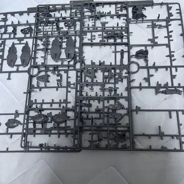 MG 저스티스 건담 잉여 부품