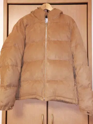 쉽스 카와타 다운 자켓