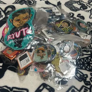 GENERATIONS*가챠, 굿즈 모음