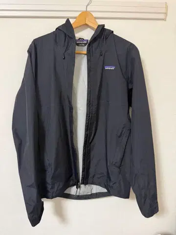 patagonia 블랙 나일론 자켓