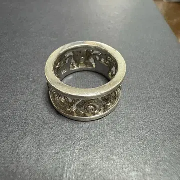 저스틴 데이비스 반지