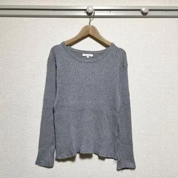 [ 새상품급 ] GLOBALWORK(글로벌 워크) 심플 리브 니트 크루넥