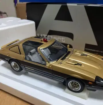 오토아트 페어레이디 280 Z ( 서부경찰 슈퍼 Z 1/18 )