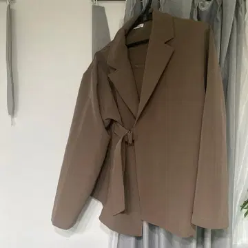 epnok 브라운 테일러드 자켓