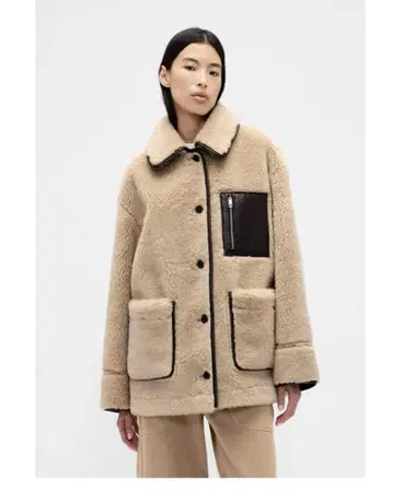 Gap x Sandy Liang 리버서블 비건 가죽 보아 자켓