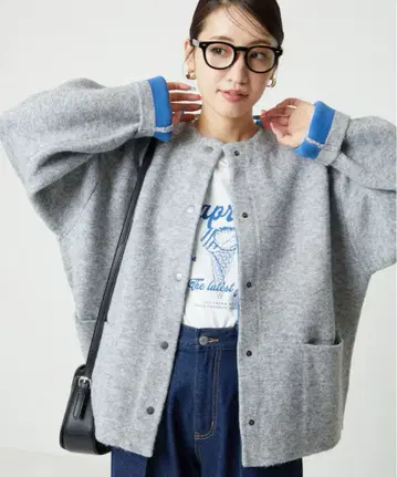 새상품 이중 배색 스냅 니트 가디건 [한정판 전개] 25AW 프릭스스토어