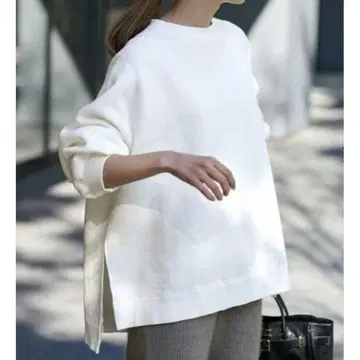 미사용 새상품 FRAMeWORK 래글런 판초 맨투맨 화이트