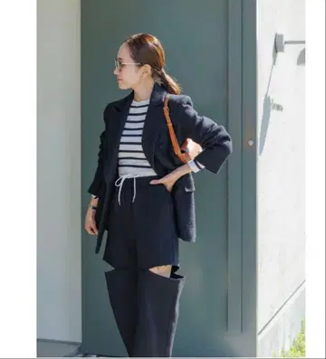 새상품급 BLUELEA 블루레아 side slit sweat pants