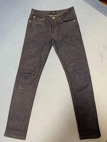 A.P.C. PETIT NEW STANDARD 29인치