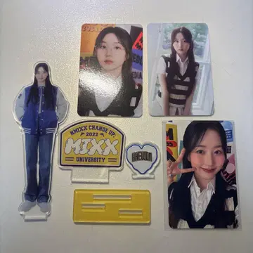 nmixx 헤원 아크릴 스탠드 트레이딩 카드
