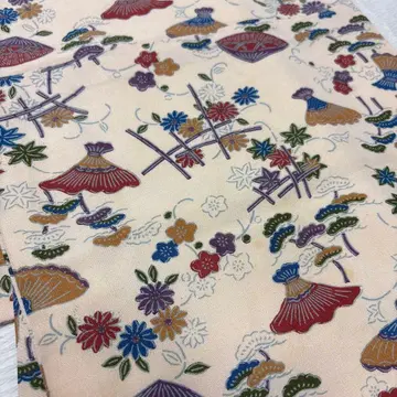 실크 꽃무늬 기모노 코몬 아이보리