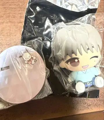 SEVENTEEN 세븐틴 산리오 콜라보 피규어 돈키 도겸