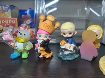 팝마트 52toys 피규어 세트