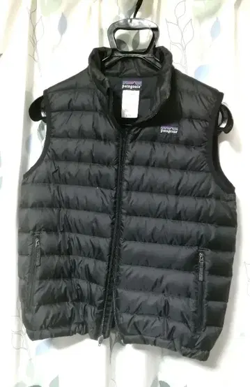 Patagonia 블랙 다운 베스트 여성용 L