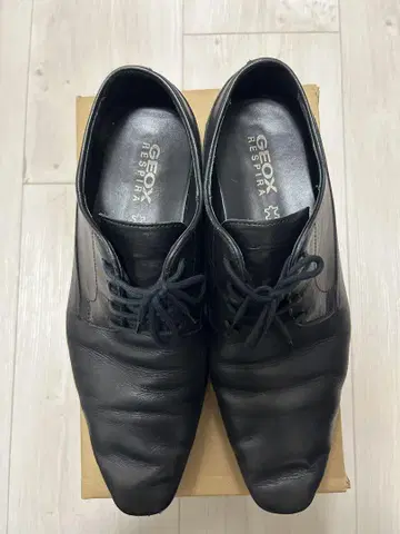 GEOX 이탈리아 생산 제오 천연 가죽 비즈니스 슈즈 블랙 가죽 신발