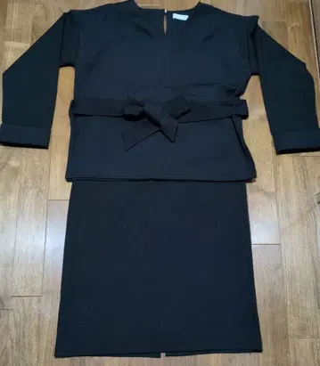 LEPSIM 블랙 셋업 M 사이즈