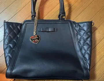 시마무라 아오키 미사코 콜라보 쿠로미 2way 리본 하트 참 포함 백