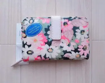 [ 미사용 새상품 ] 캐스키드슨 접이식 지갑 꽃무늬 데이지