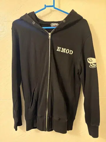 CROWS EMOD 블랙 집업 후드티