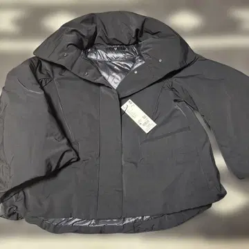 새상품 유니클로 하이브리드 다운 자켓 M 사이즈