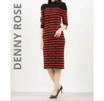 [새상품] DENNY ROSE 클래식한 보더 디자인이 특징인 니트 원피스