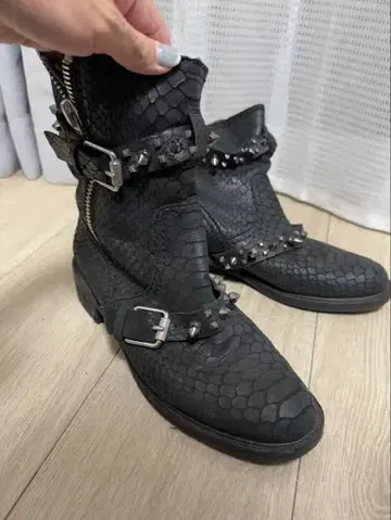 샘 에델만 스터드 부츠