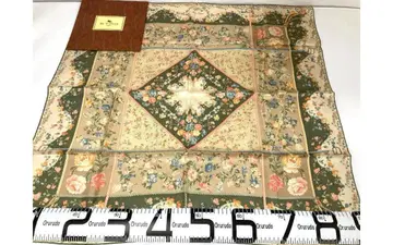 ETRO 꽃무늬 다이아몬드 패턴 스카프