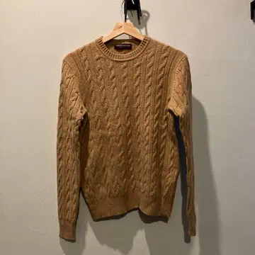 TOMORROWLAND 베이지 케이블 니트 스웨터