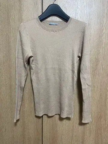 띠어리 럭스 theory luxe 리브 니트 베이지 38 사이즈