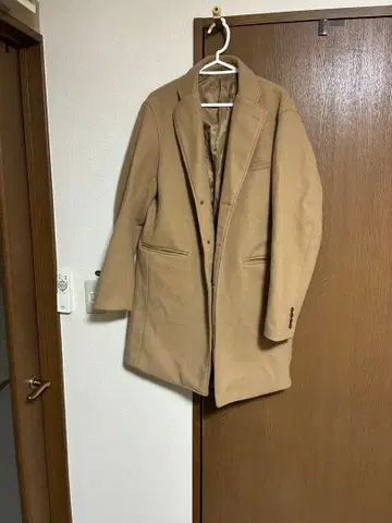 베이지 체스터 코트 3개 버튼