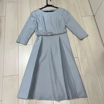 스트로베리 필드 7부 소매 벨트 원피스 라이트 블루