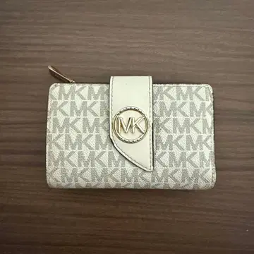 MICHAEL KORS 접이식 지갑
