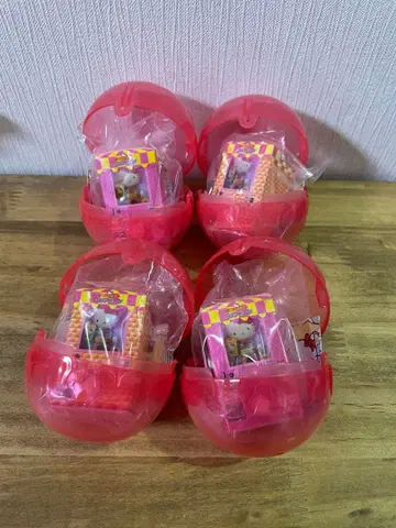 헬로키티 미니어처 폼폼 팩 갓 나온 팝콘은 어떠세요? 전 4종 세트