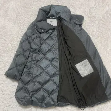 TATRAS 타트라스 EMMA R 라인 다운 코트 페이즐리 자켓