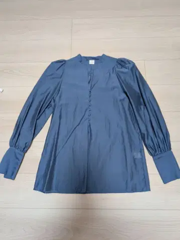 그린 레이블 릴랙싱 x 엘린 블라우스 프리사이즈