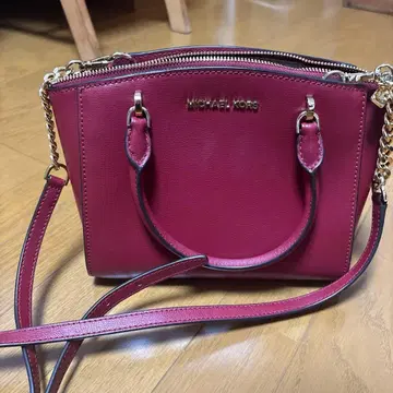 마이클코어스 숄더백 빨간색