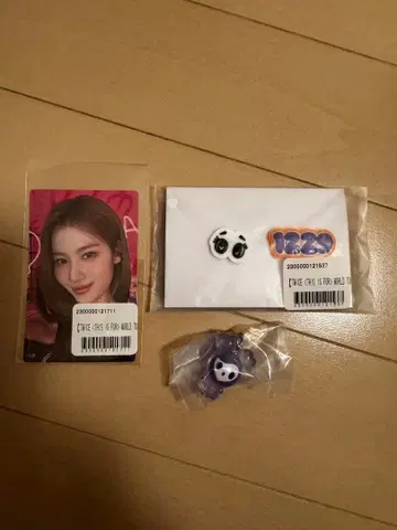 [ 당일 발송 ] TWICE 온라인 복권 메지루시 액세서리 사나