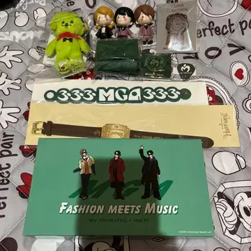 Mrs. GREEN APPLE 공식 굿즈 세트
