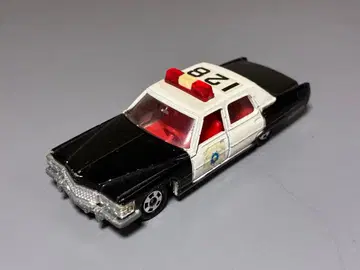 토미카 일본제 캐딜락 폴리스카