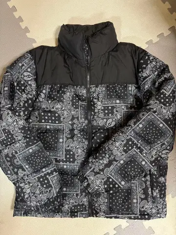 HALHAM 반다나 패턴 다운 자켓 남성용