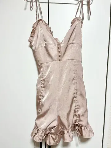 lillilly 새틴 프릴 올인원