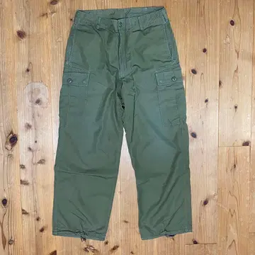 BEAMS PLUS MIL 6 Pocket 80/3 Ripstop 카고