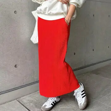 빨간색 리브 타이트 스커트