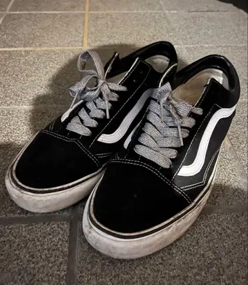 Vans 블랙/화이트 스니커즈