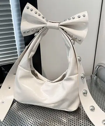 [ 미사용 새상품 ] Nia 리본 포함 2way 백