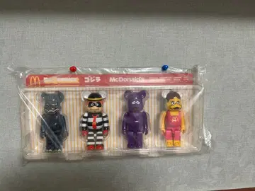 맥도날드 베어브릭 고질라