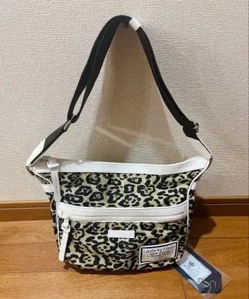 ADMJ 데이비스/나일론 x 가죽 2way 숄더백 레오파드 무늬