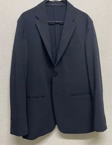 유니클로 감동 자켓 스트레치 울 라이크