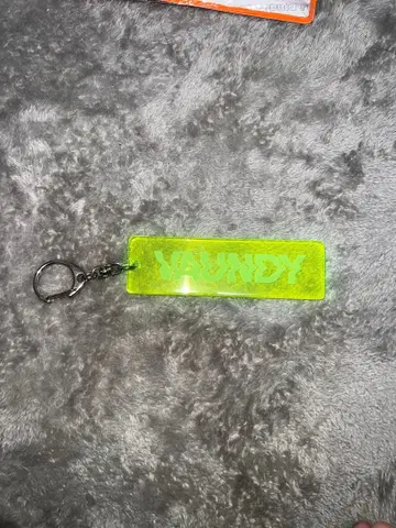 VAUNDY 형광 그린 키링